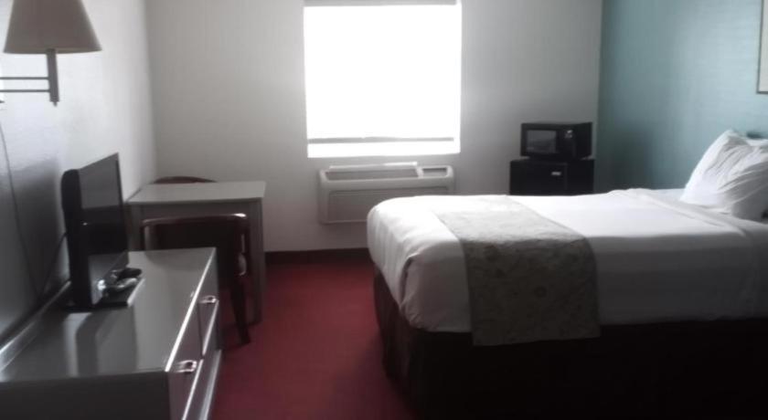 Americas Best Value Inn & Suites Clear Lake Εξωτερικό φωτογραφία